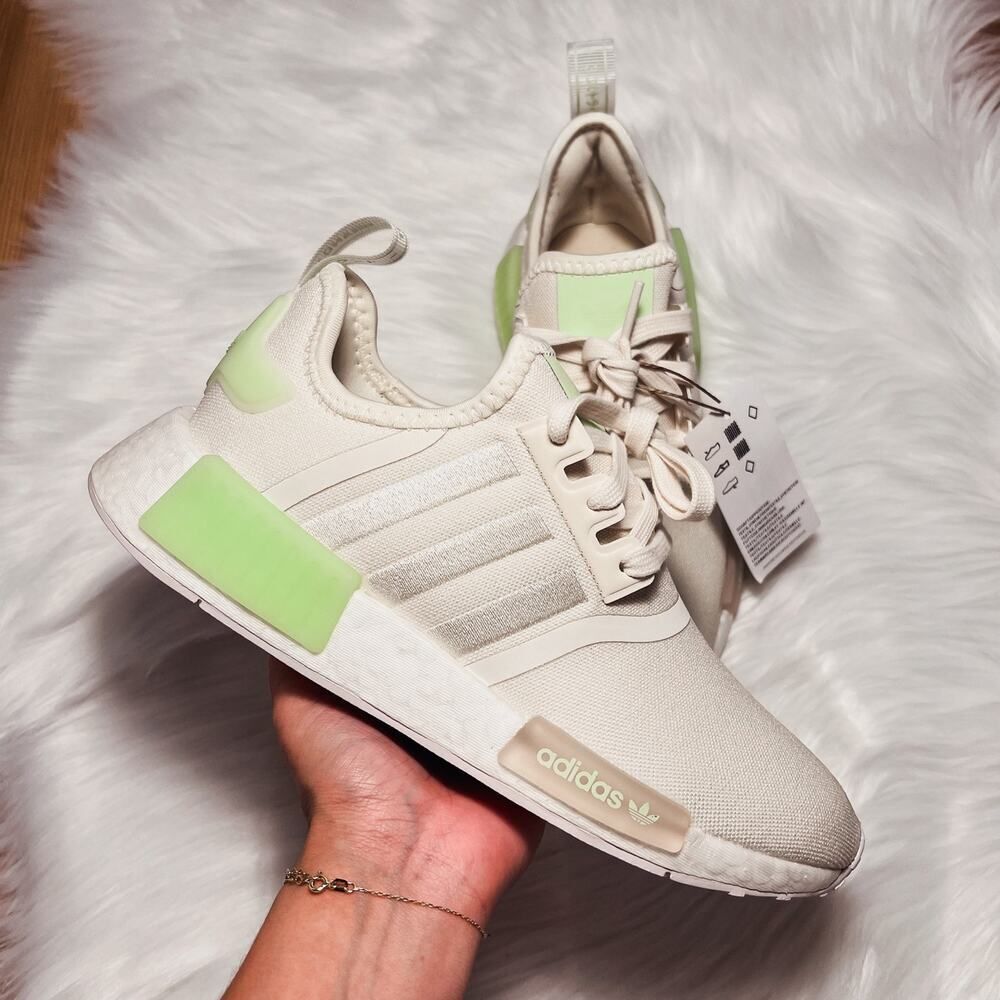 Adidas NMD_R1 Women’s Shoes